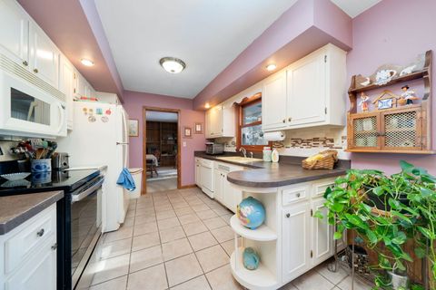 Tiny photo for 4307 Tallwood Avenue, Rockford, IL 61114 (MLS # 12558118)