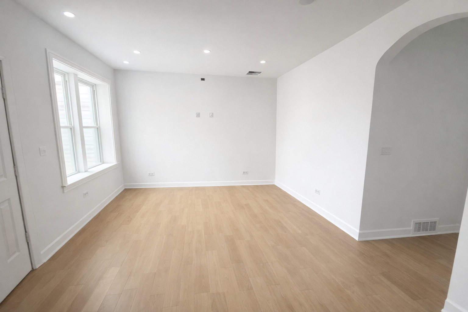 3340 W Evergreen Avenue 2R