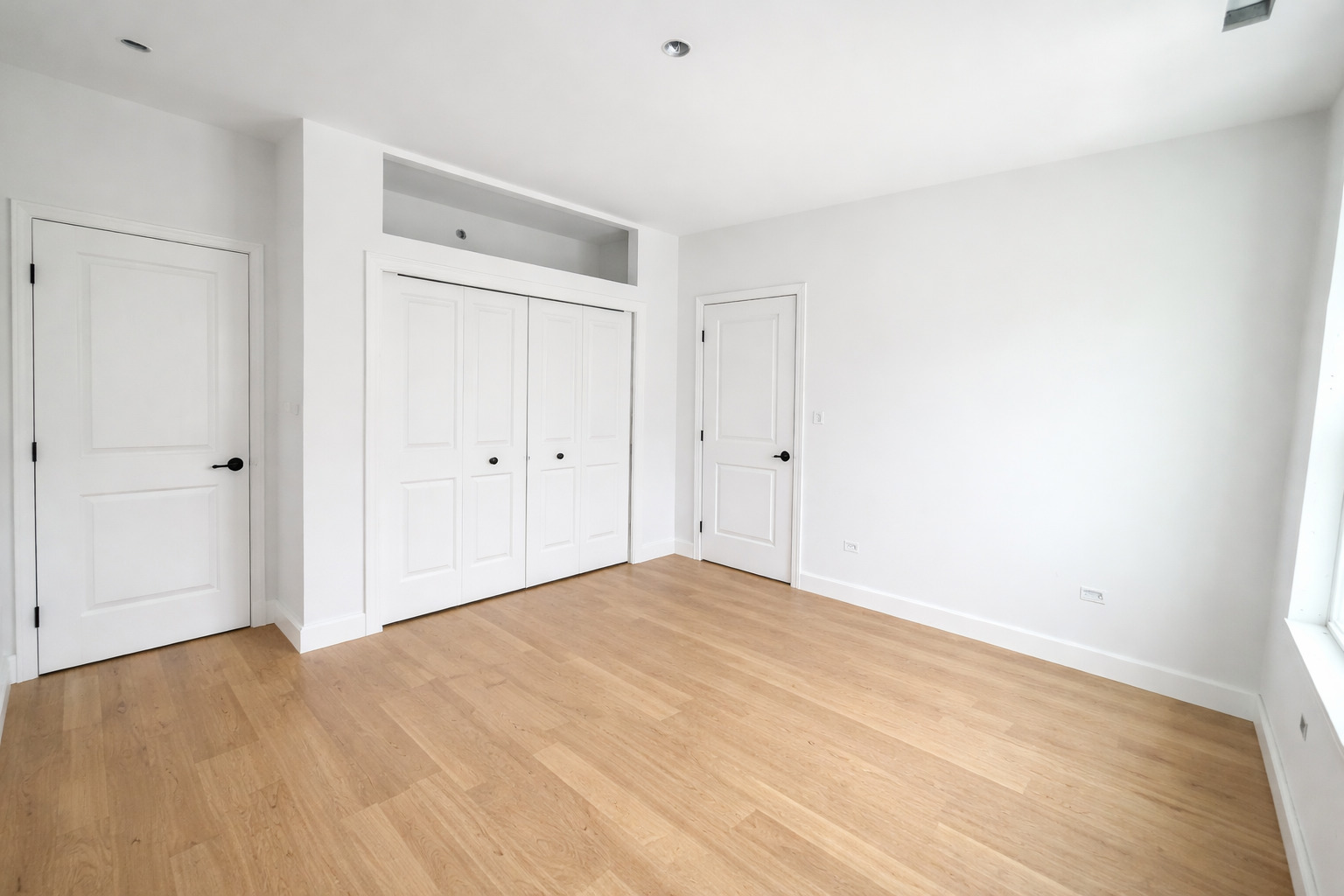 3340 W Evergreen Avenue 2R