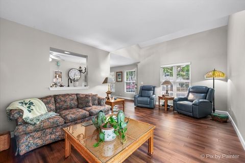 Tiny photo for 1504 Laurel Oaks Drive, Streamwood, IL 60107 (MLS # 12479544)