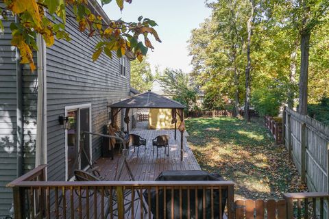 Tiny photo for 1608 Sweetbriar Drive, Bloomington, IL 61701 (MLS # 12505354)