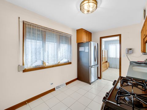 Tiny photo for 7660 W Talcott Avenue, Chicago, IL 60631 (MLS # 12519510)