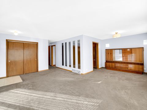 Tiny photo for 7660 W Talcott Avenue, Chicago, IL 60631 (MLS # 12519510)