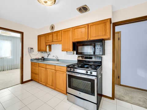 Tiny photo for 7660 W Talcott Avenue, Chicago, IL 60631 (MLS # 12519510)