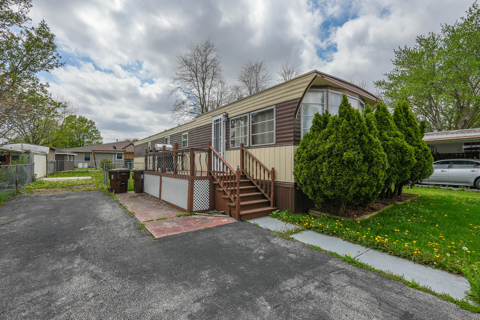 41 Maple Lane
