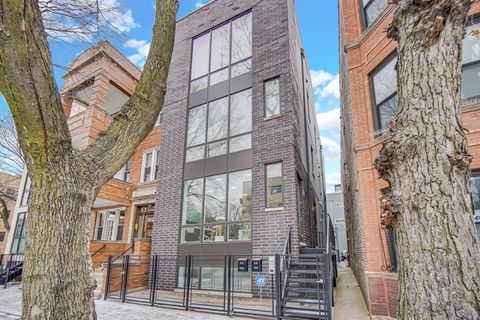 Photo of 819 N Hoyne Avenue #1, Chicago, IL 60622 (MLS # 12540562)