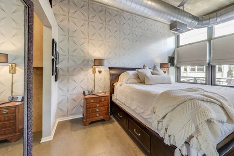 Tiny photo for 900 N Kingsbury Street #1025, Chicago, IL 60610 (MLS # 12526844)