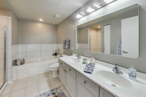 Tiny photo for 900 N Kingsbury Street #1025, Chicago, IL 60610 (MLS # 12526844)