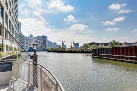 Tiny photo for 900 N Kingsbury Street #1025, Chicago, IL 60610 (MLS # 12526844)