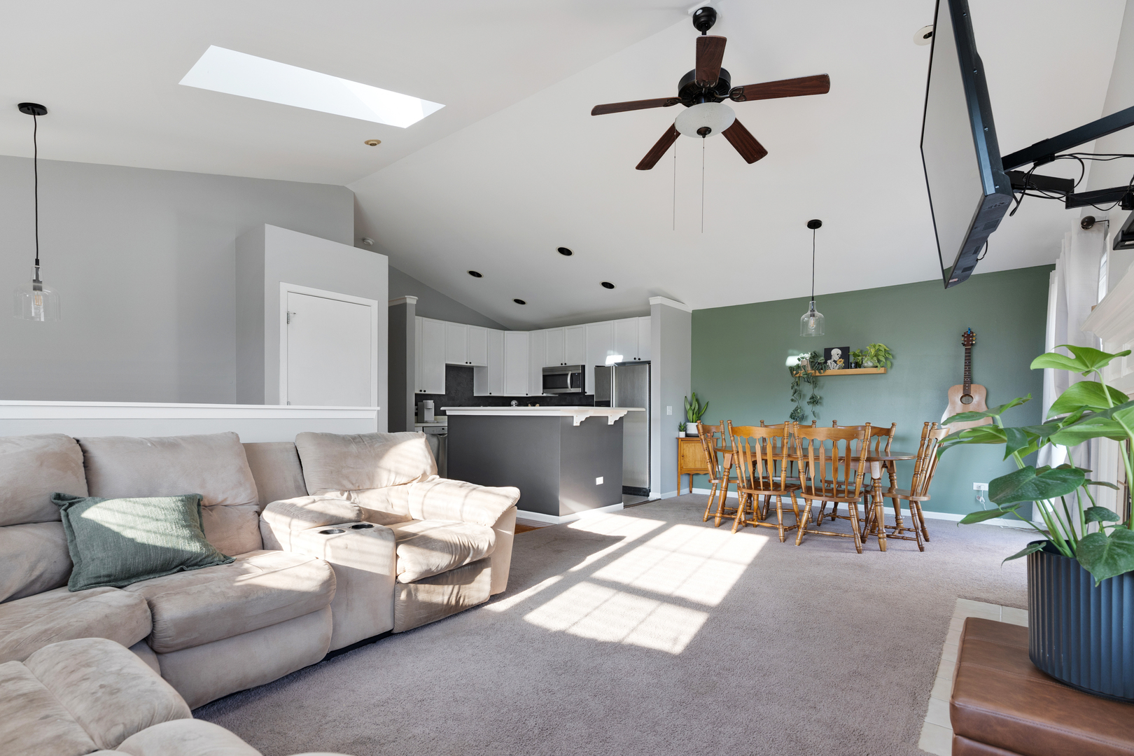 1002 Castleshire Drive