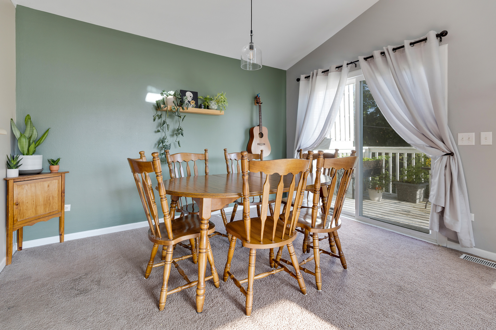 1002 Castleshire Drive