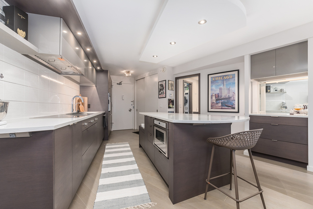 300 N State Street 2512