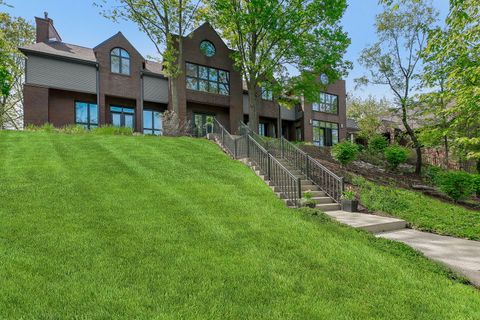 8425 Hickory Court Burr Ridge IL 60527