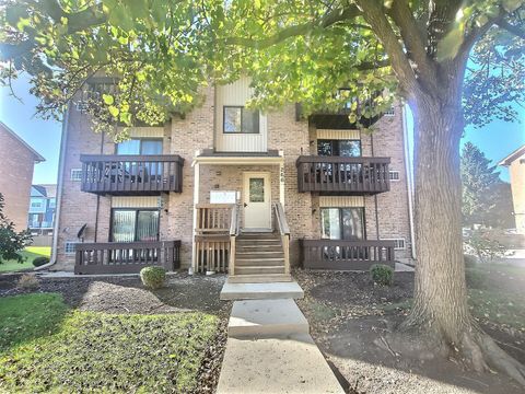 266 12th Street 3F Wheeling IL 60090