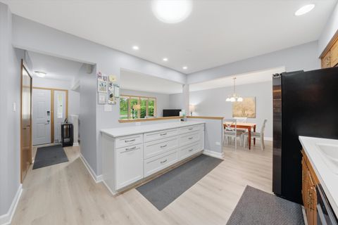 Tiny photo for 17654 Pennsylvania Court #207, Orland Park, IL 60467 (MLS # 12655681)