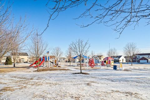 Tiny photo for 236 Bertram Drive #O, Yorkville, IL 60560 (MLS # 12555638)