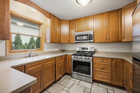 Tiny photo for 27W440 Central Avenue, Warrenville, IL 60555 (MLS # 12740740)