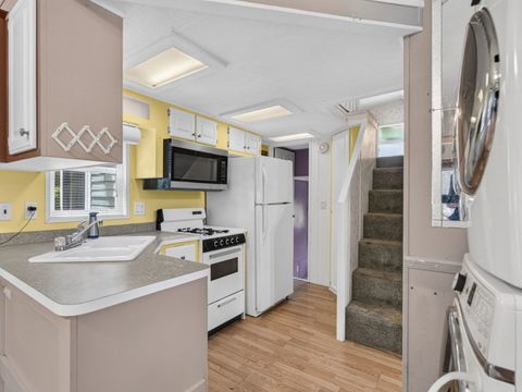 Tiny photo for 41 Lakeshore Drive, Wilmington, IL 60481 (MLS # 12689982)