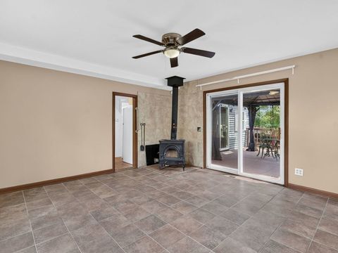 Tiny photo for 41 Lakeshore Drive, Wilmington, IL 60481 (MLS # 12689982)