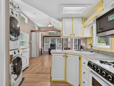 Tiny photo for 41 Lakeshore Drive, Wilmington, IL 60481 (MLS # 12689982)