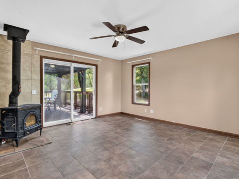 Tiny photo for 41 Lakeshore Drive, Wilmington, IL 60481 (MLS # 12689982)