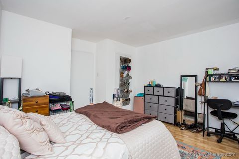 Tiny photo for 2909 N Sheridan Road #1211, Chicago, IL 60657 (MLS # 12448628)