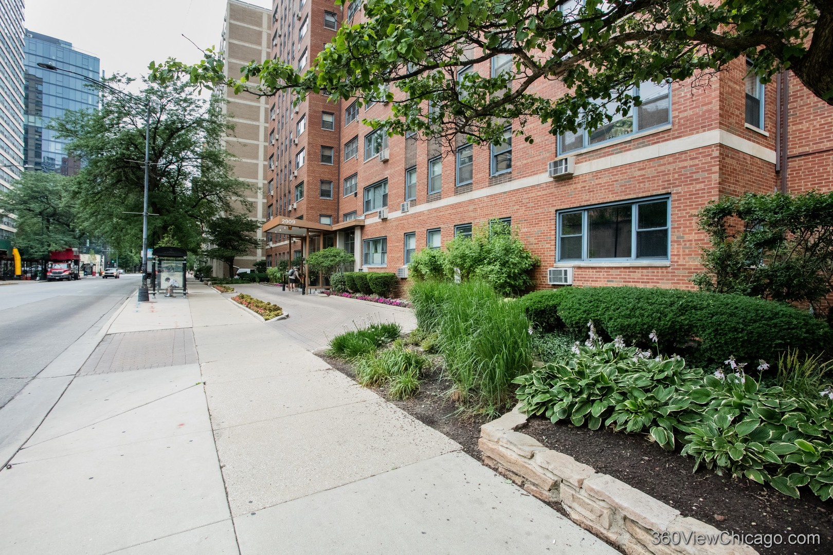 2909 N Sheridan Road 1211