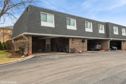 2856 W Touhy Avenue C Chicago IL 60645