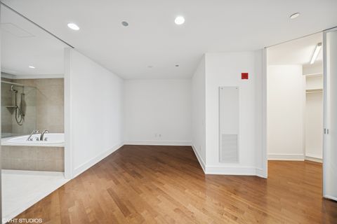 Tiny photo for 401 N Wabash Avenue #76G, Chicago, IL 60611 (MLS # 12408627)