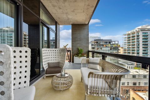 Tiny photo for 400 W HURON Street #801, Chicago, IL 60654 (MLS # 12513343)