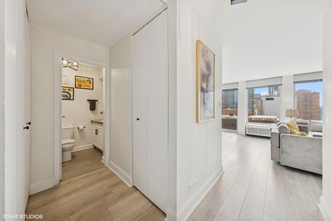 Tiny photo for 111 E Chestnut Street #21B, Chicago, IL 60611 (MLS # 12602139)