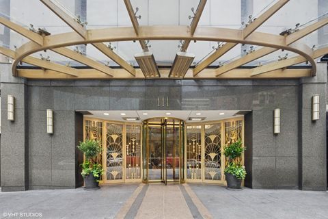 Photo of 111 E Chestnut Street #21B, Chicago, IL 60611 (MLS # 12602139)