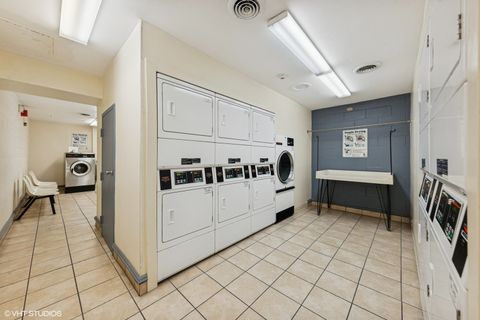 Tiny photo for 111 E Chestnut Street #21B, Chicago, IL 60611 (MLS # 12602139)