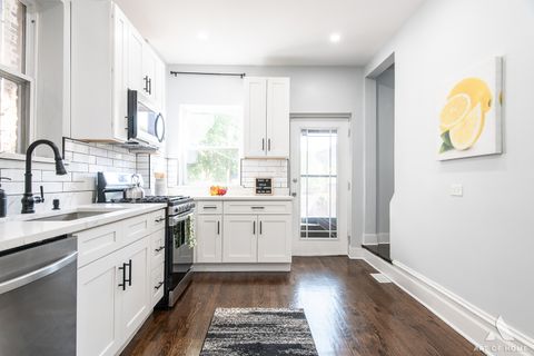 Tiny photo for 4937 S Prairie Avenue, Chicago, IL 60615 (MLS # 12471582)
