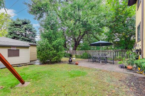 Tiny photo for 3418 Wesley Avenue, Berwyn, IL 60402 (MLS # 12498603)