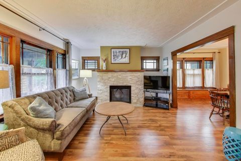 Tiny photo for 3418 Wesley Avenue, Berwyn, IL 60402 (MLS # 12498603)