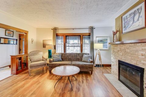 Tiny photo for 3418 Wesley Avenue, Berwyn, IL 60402 (MLS # 12498603)