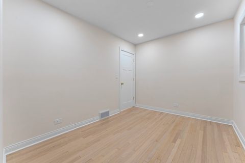 Tiny photo for 932 N Ridgeway Avenue, Chicago, IL 60651 (MLS # 12623626)