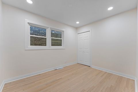 Tiny photo for 932 N Ridgeway Avenue, Chicago, IL 60651 (MLS # 12623626)