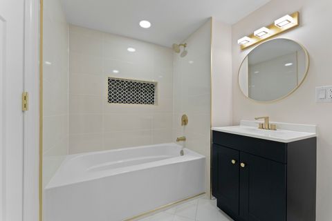 Tiny photo for 932 N Ridgeway Avenue, Chicago, IL 60651 (MLS # 12623626)