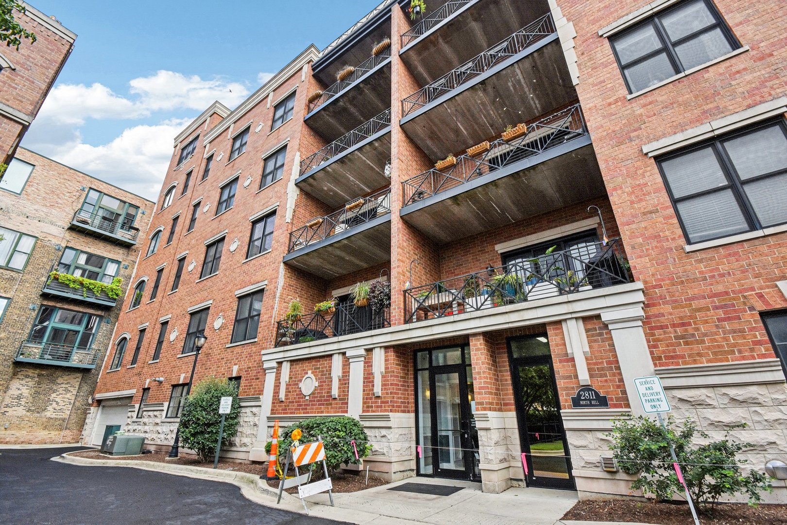 2811 N Bell Avenue 306