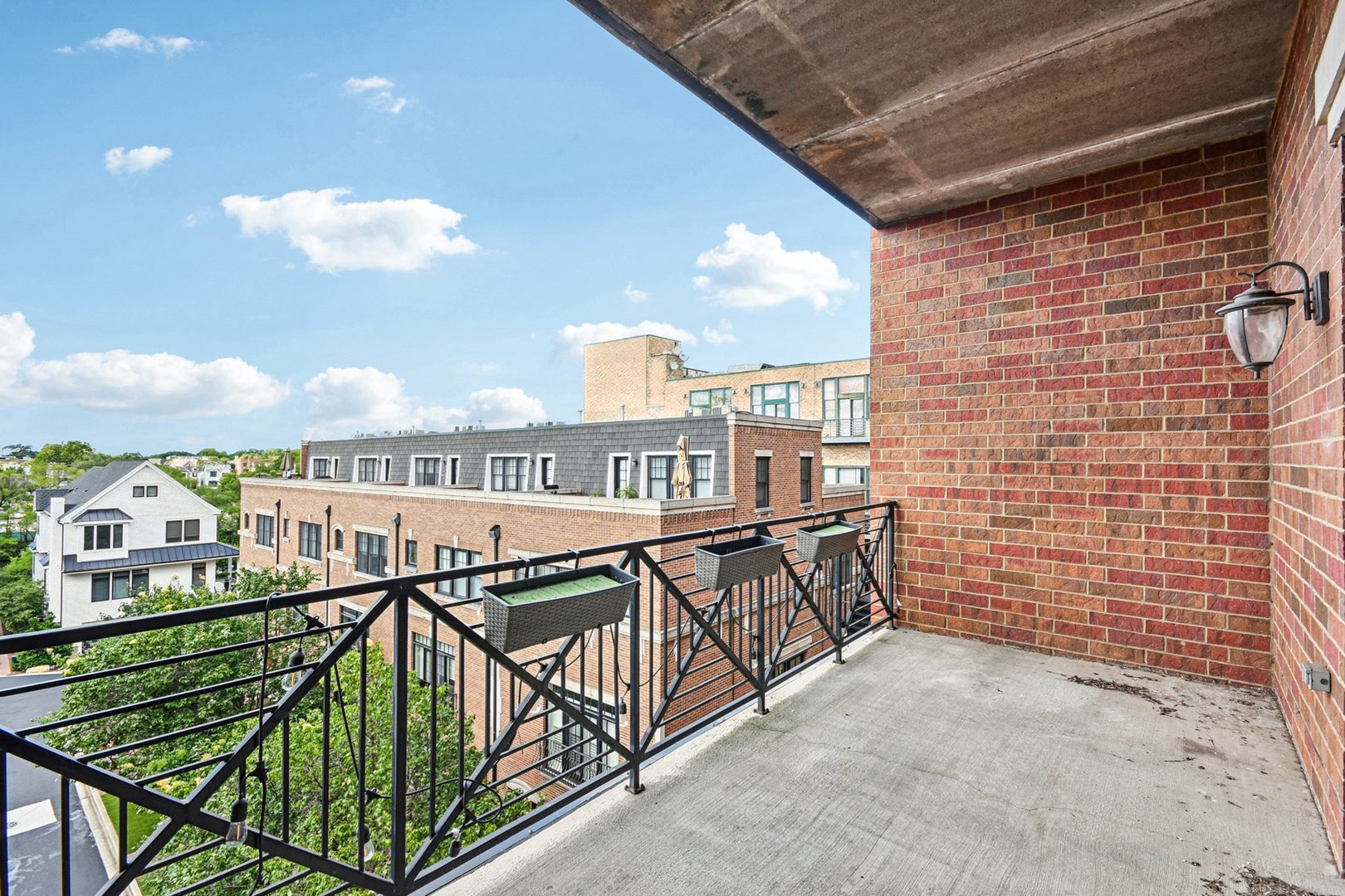 2811 N Bell Avenue 306