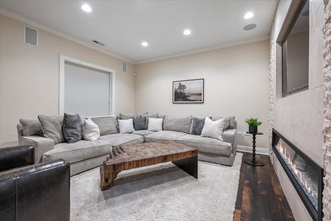 Tiny photo for 1148 Isabella Street, Wilmette, IL 60091 (MLS # 12631405)