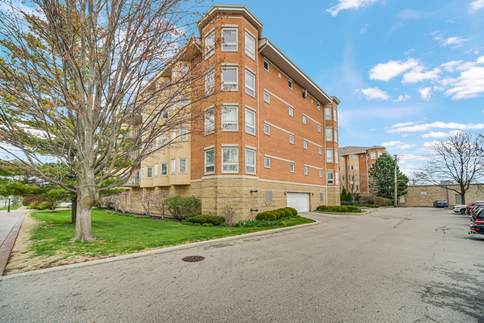 100 W Roosevelt Avenue 510