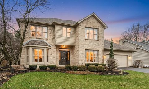 Photo of 1364 Saxon Lane E, Naperville, IL 60564 (MLS # 12591362)
