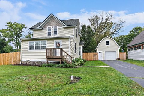 Tiny photo for 431 Washington Street, Woodstock, IL 60098 (MLS # 12489075)