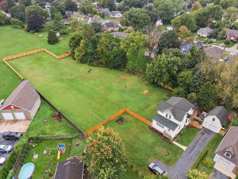 Tiny photo for 431 Washington Street, Woodstock, IL 60098 (MLS # 12489075)