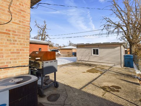 A home in Calumet Park