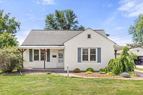 Photo of 1515 E Elm Street, Streator, IL 61364 (MLS # 12668797)