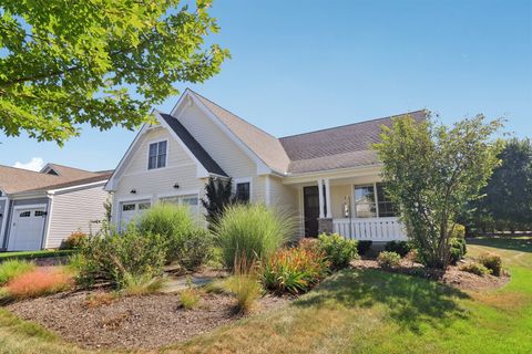 Tiny photo for 40418 N South Newport Drive, Antioch, IL 60002 (MLS # 12504498)